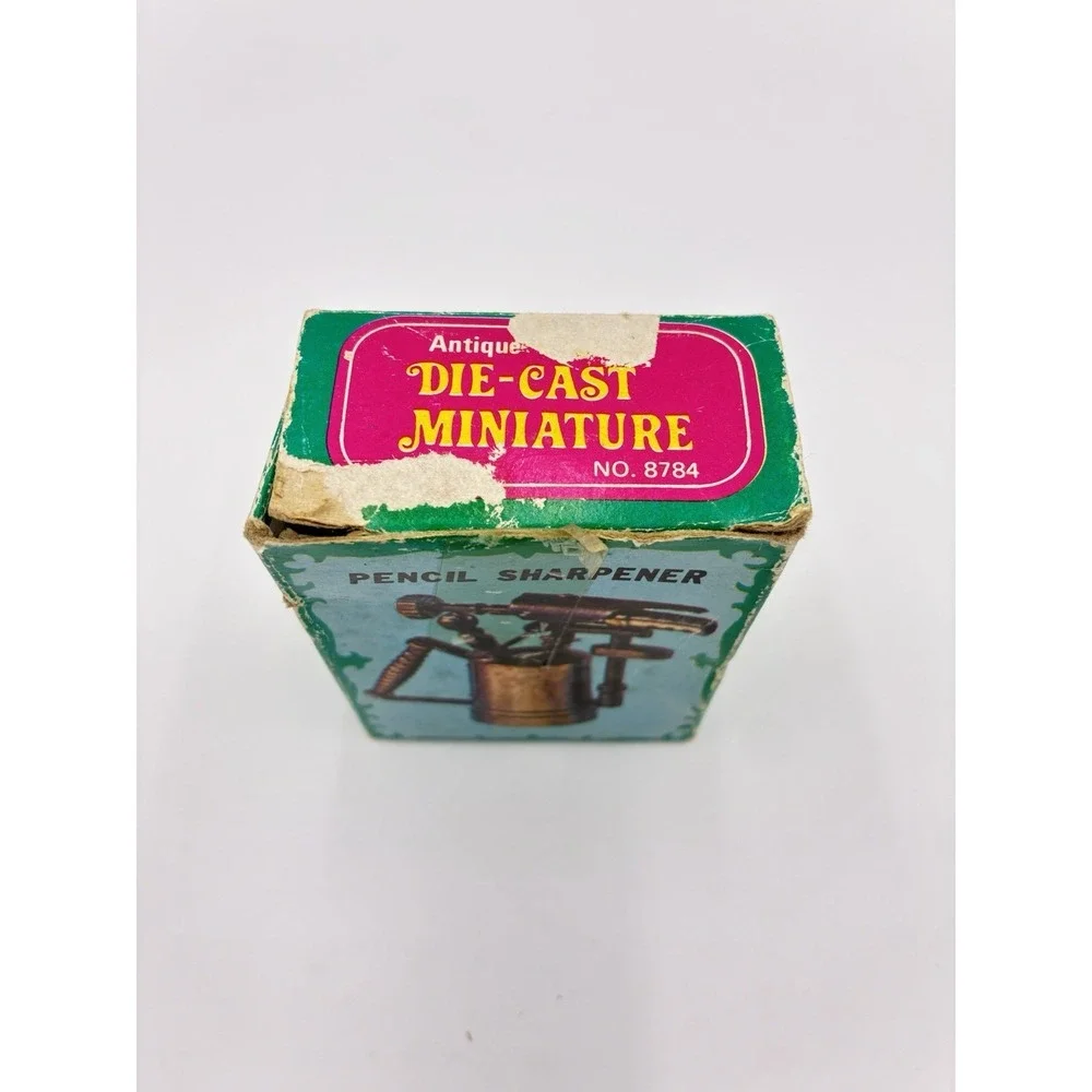 Miniature Sprayer Can Die Cast Pencil Sharpener 8784